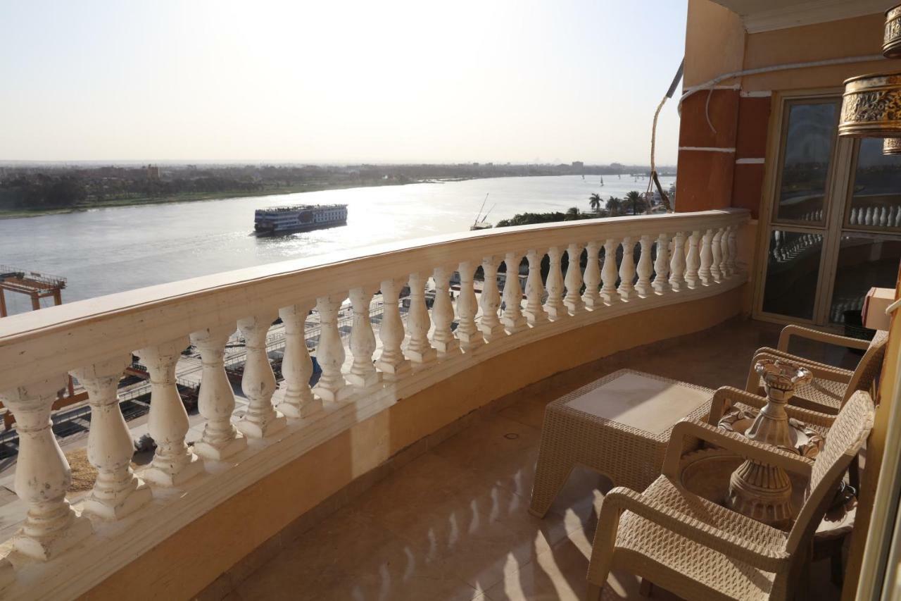 Maadi, Direct Nile River View From All Rooms ไคโร ภายนอก รูปภาพ