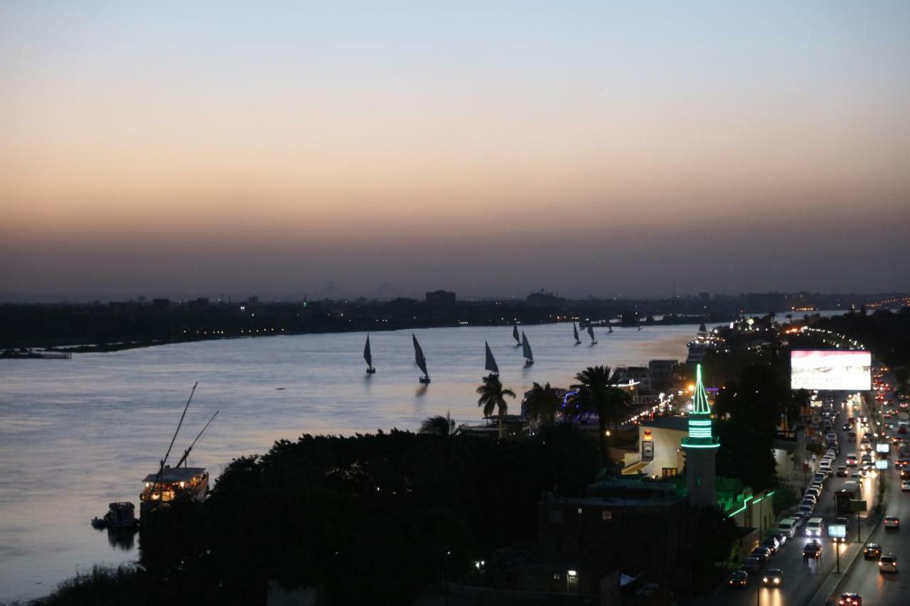 Maadi, Direct Nile River View From All Rooms ไคโร ภายนอก รูปภาพ